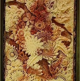 「眠り姫」 「A4サイズ」だけが条件のコンテストに、広がりのある作品はできないかと思いついた大判レリーフ彫りです。